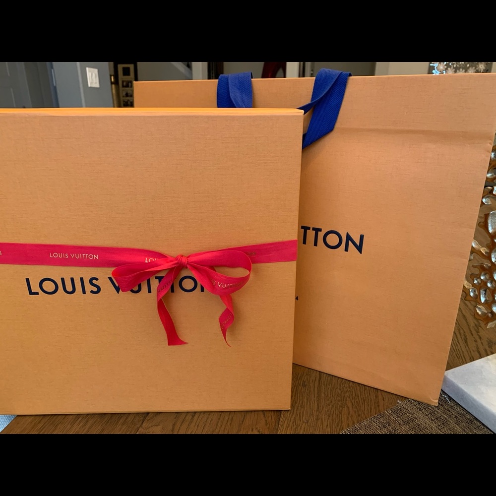 Louis Vuitton storage box for Speedy 30